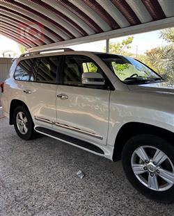 تويوتا لاندكروزر